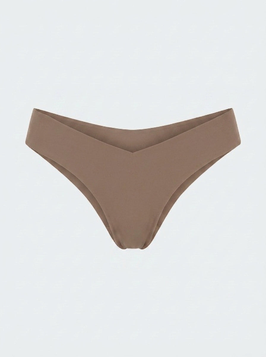 Seamless V-Front Thong