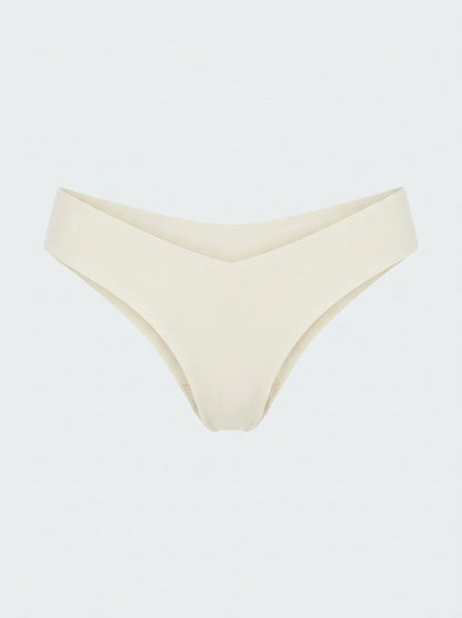 Seamless V-Front Thong