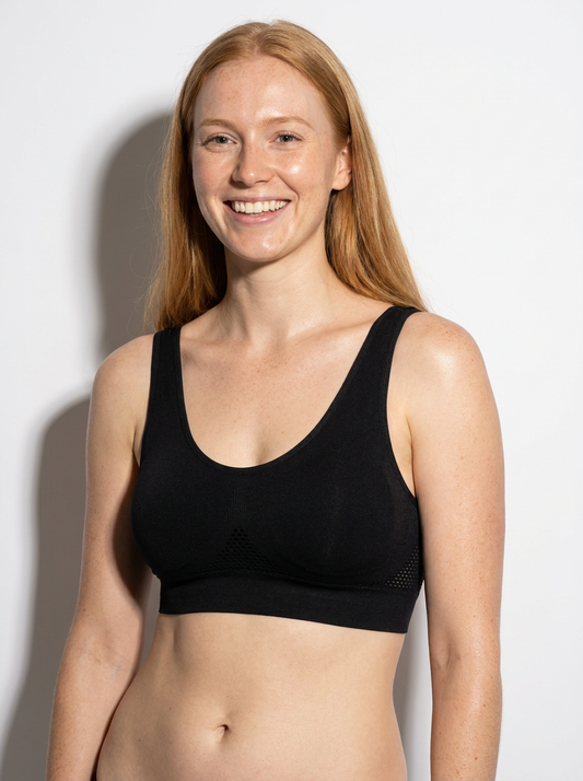 Breathable Racerback Sports Bra with Mesh Panels