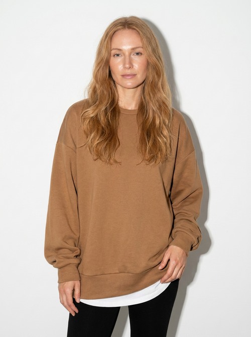 Oversized Essential Sweatshirt Crewneck Fit